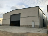 Commercial & Industrial Metal Building 